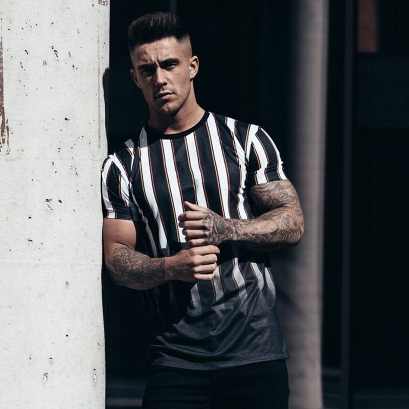 Men's Short-sleeved Sports Fitness Clothes Loose And Quick-drying - Picture 9 of 10