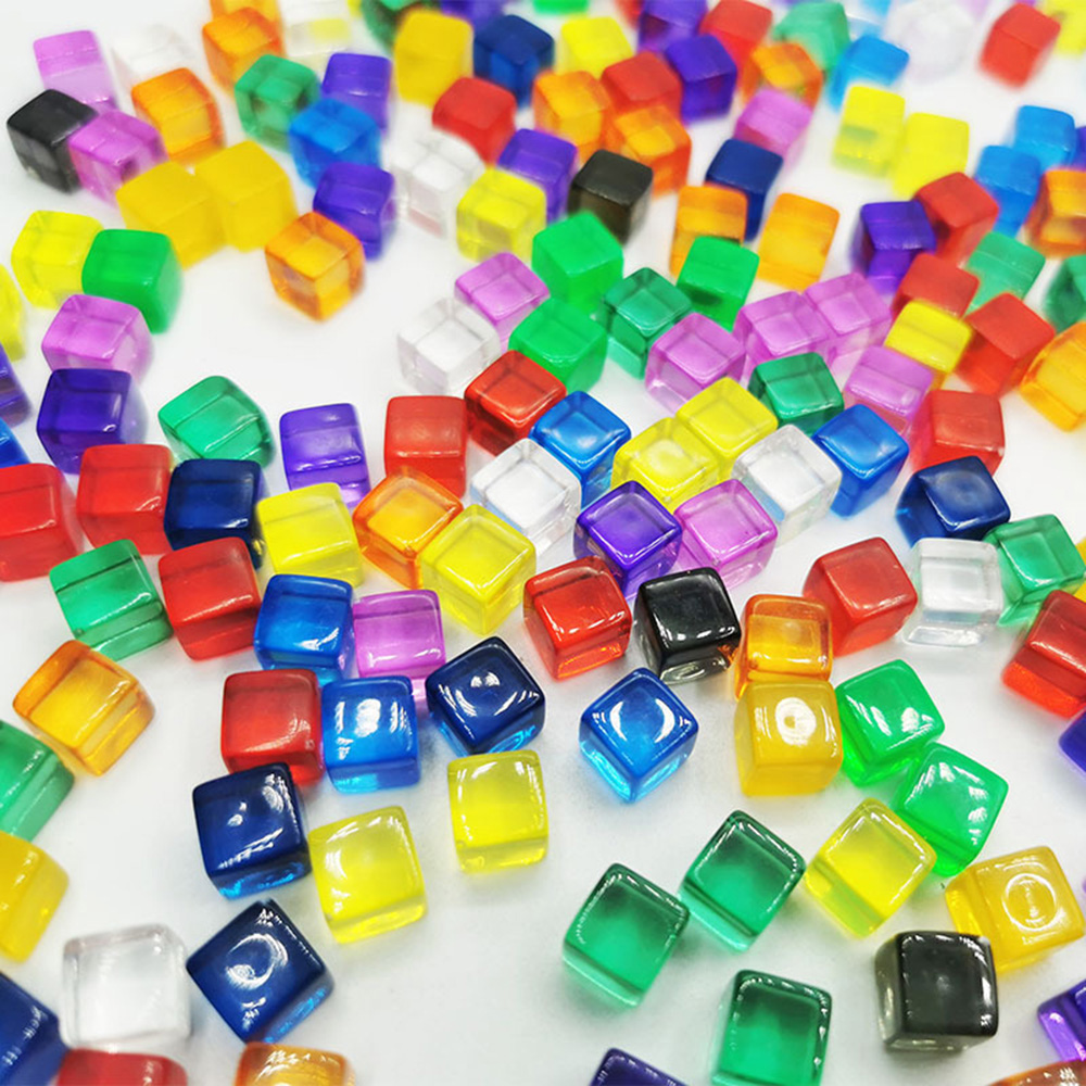 Transparent plastic cubes 10 mm