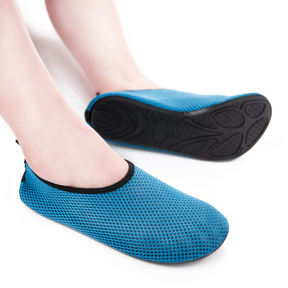 Water Shoes Men Women Swimming Socks Summer Aqua Beach Sneakers Sneaker Slippers