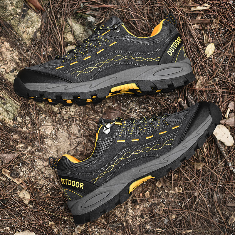 walking rubber shoes