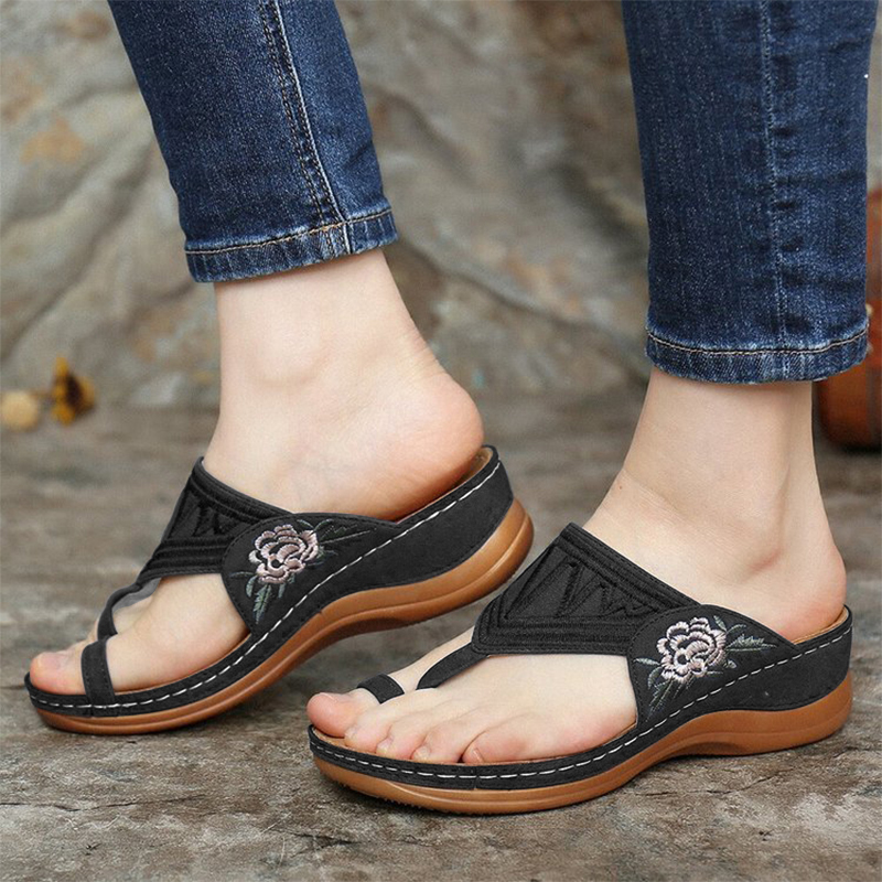 sliders with toe post
