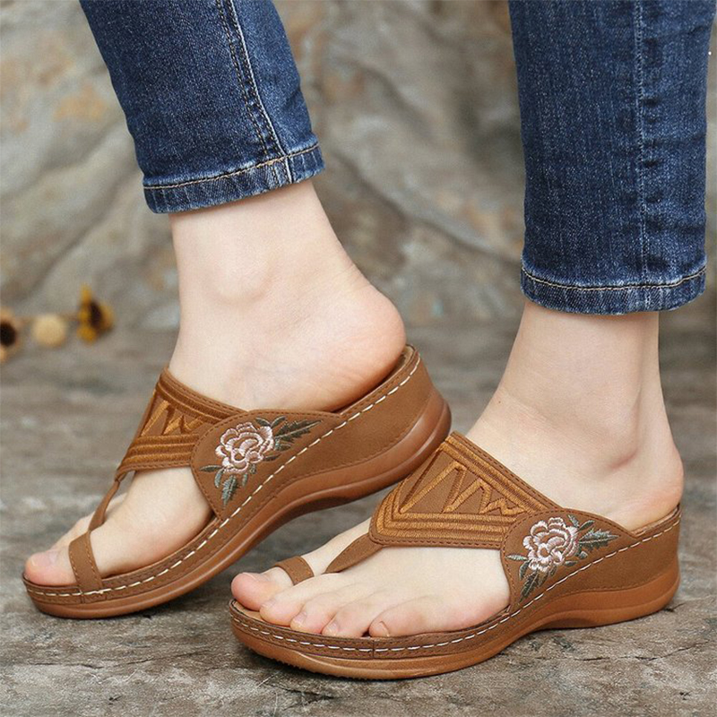 sliders with toe post
