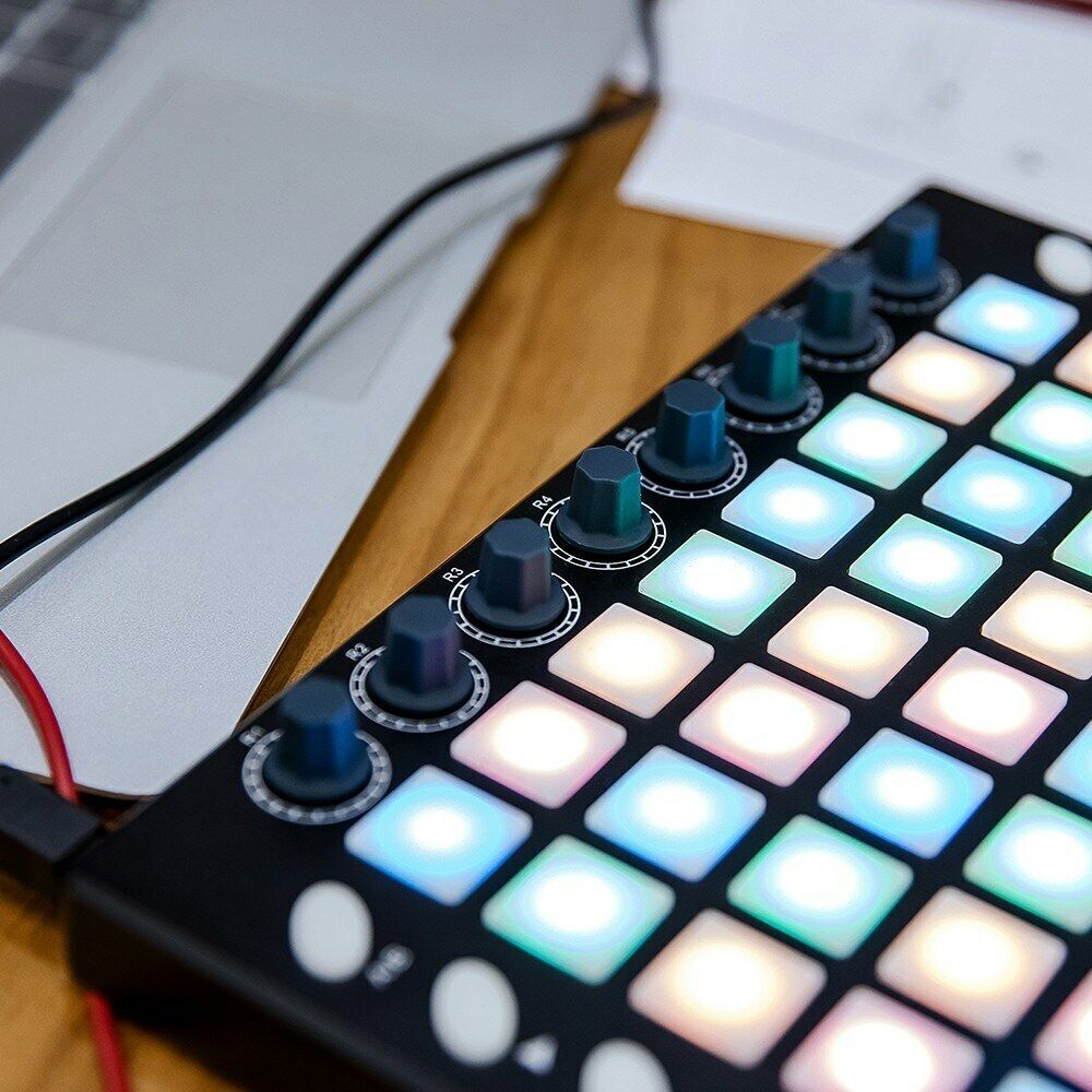 Worlde ORCA PAD48 PRO MIDI Keyboard Pad Controller 16 Drum